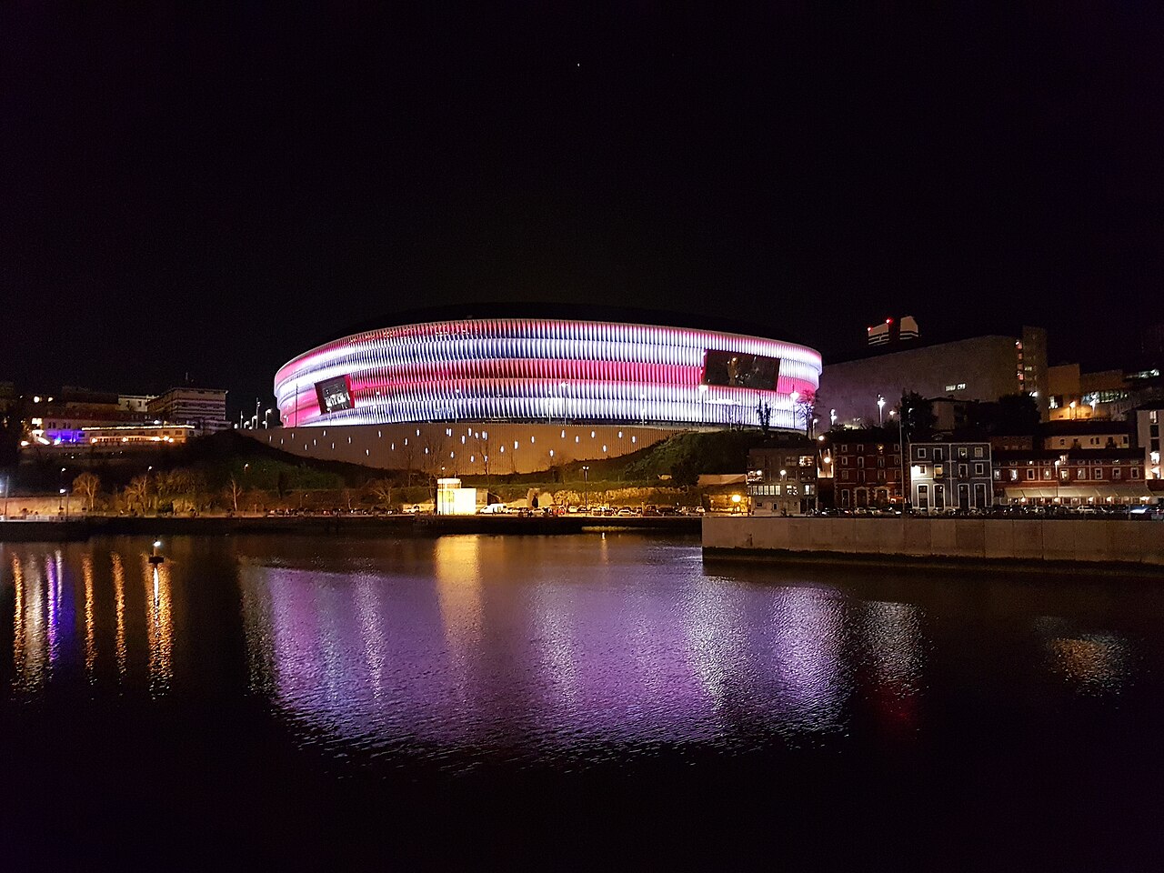 Стадион San Mamés Stadium