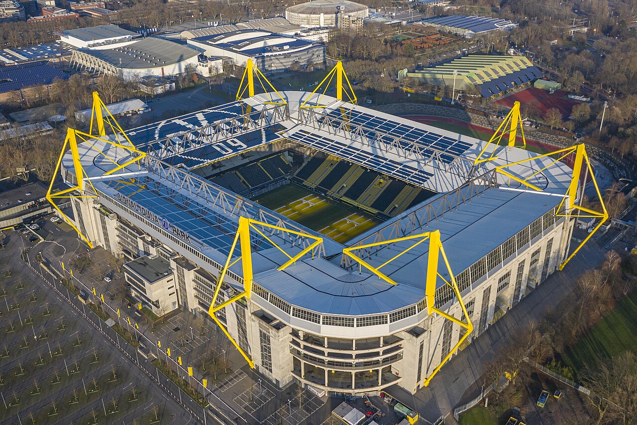 Стадион Signal Iduna Park