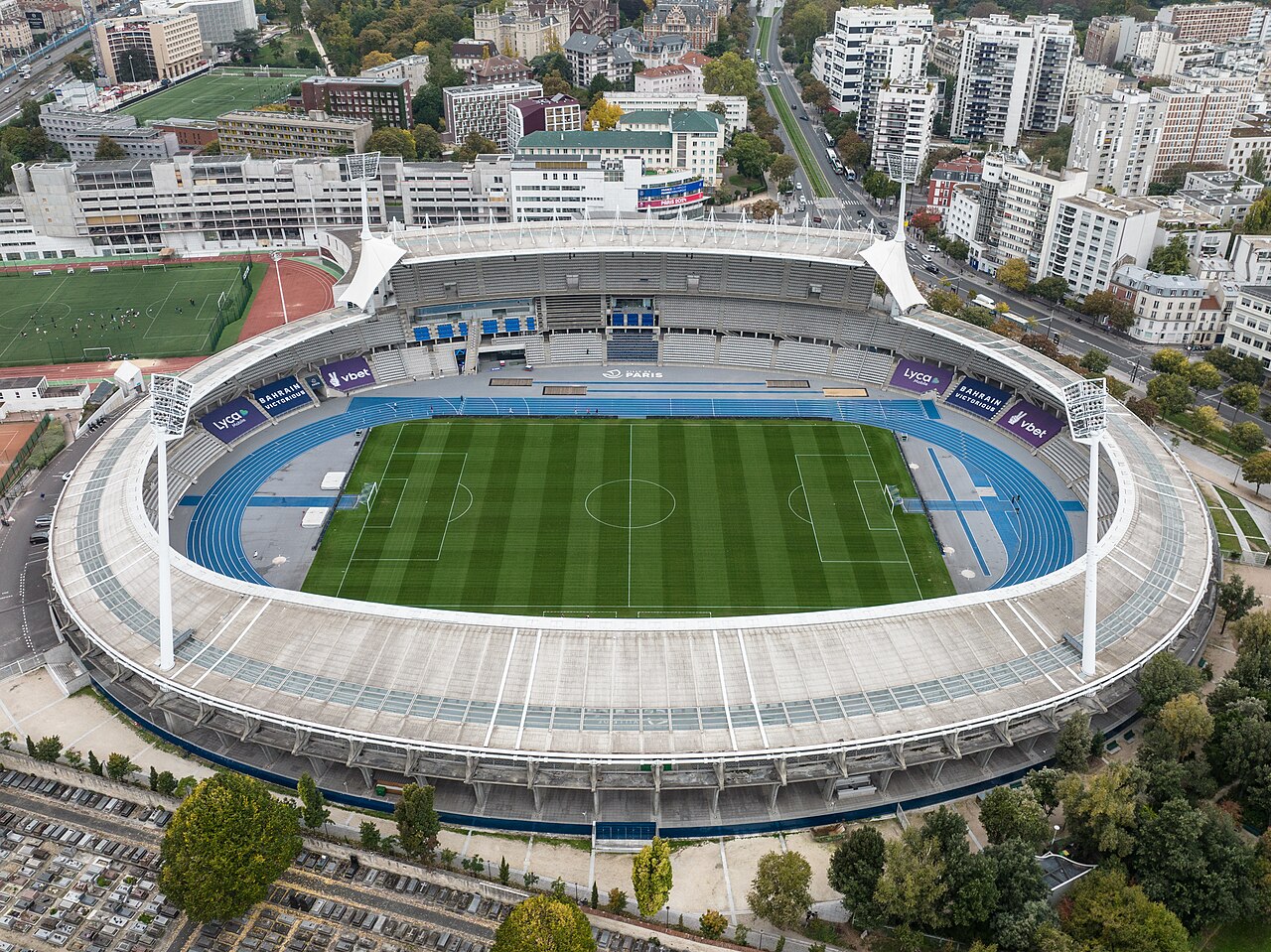 Стадион Stade Charléty