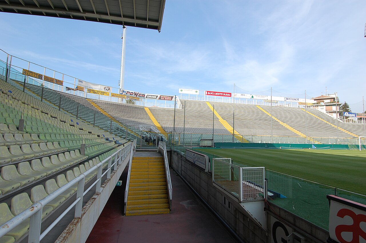 Стадион Stadio Ennio Tardini